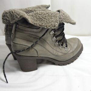 Mudd Women Ankle Boots Size 9 Faux Fur Light Grey Heel Cute